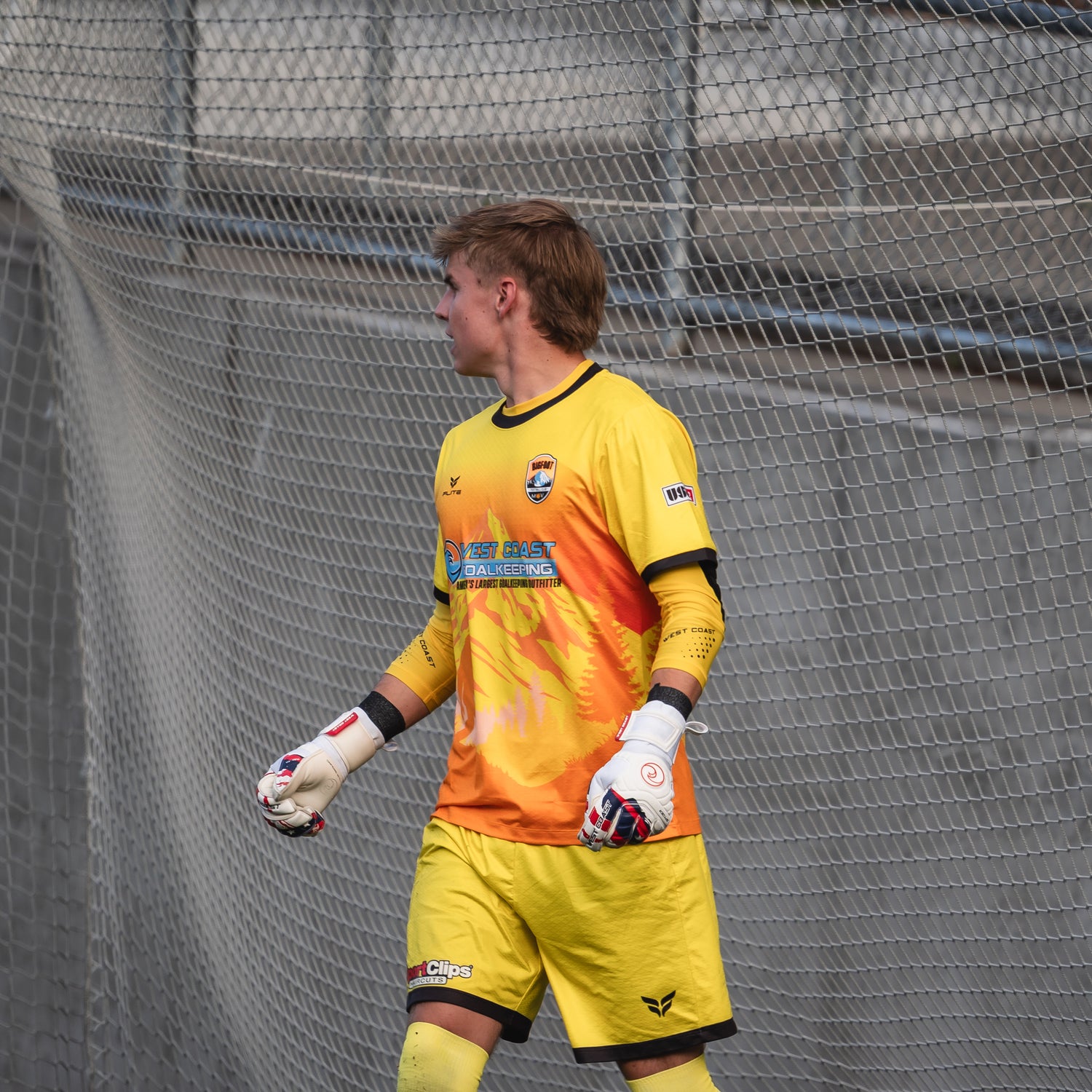 2026 Official Goalkeeper Jersey - Yellow